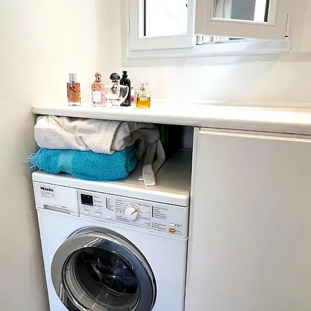 Bonne Nouvelle Apartment